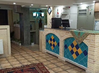 تور شیراز هتل پنج دری تورنگار