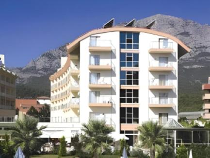 Armas Beach Hotel