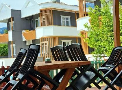 Tomris Apart Hotel آنتالیا تورنگار