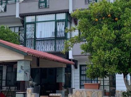 KUTBERK HOTEL آنتالیا تورنگار