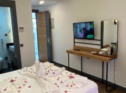 MIYAS LUXURY HOTEL تورنگار