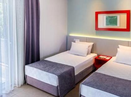 Queen's Park Le Jardin آنتالیا تورنگار