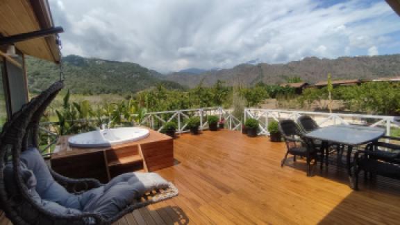 Villa Nar