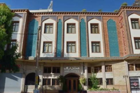 تور شیراز هتل ارگ