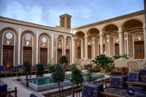 تور یزد هتل درباراز کرمانشاه
