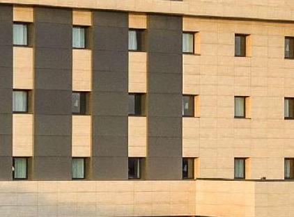 تور هتل ایبیس استانبول توزلا تورنگار