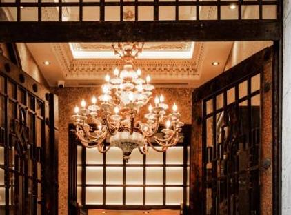 تور هتل طراحی کرونتون استانبول تورنگار